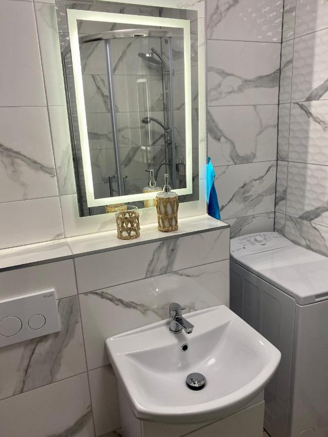 Szmaragdowy Zakatek Apartman Głogów Kültér fotó