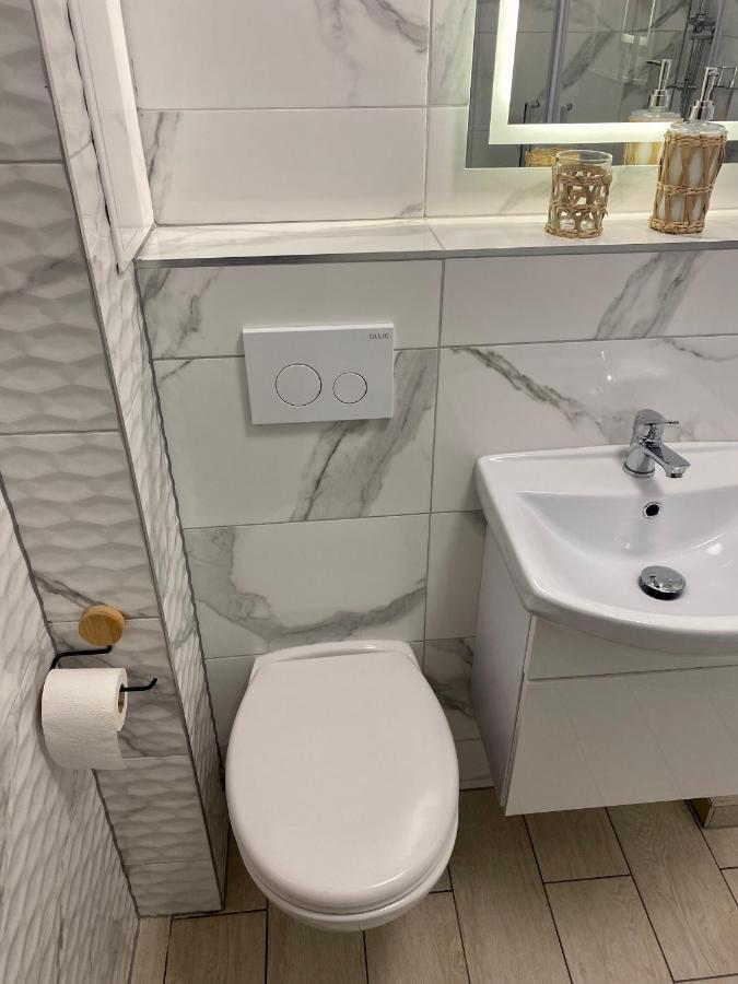 Szmaragdowy Zakatek Apartman Głogów Kültér fotó